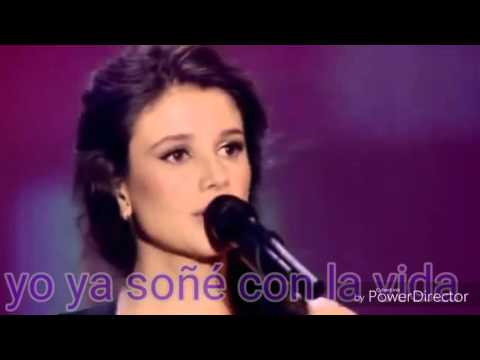 Nāo precisa letra en español paula Fernández Víctor e leo