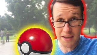 Pokemon GO at the PARK: Crowds of Trainers Catch Pokemon