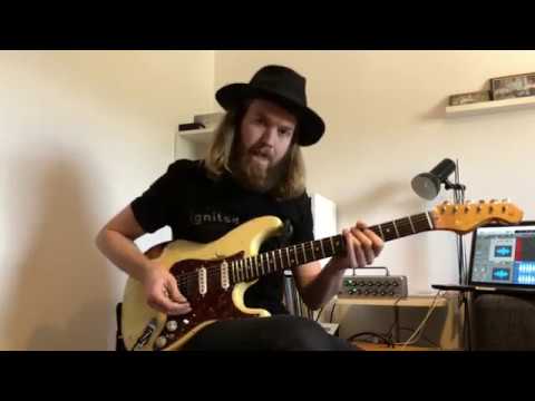 Jamming to a Robben Ford backing track - TrueFire - Hop In The Jam