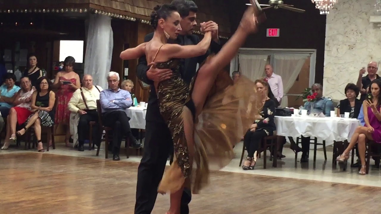 Video thumbnail for Adrian Veredice & Alejandra Hobert in Miami. Zum, Osvaldo Pugliese