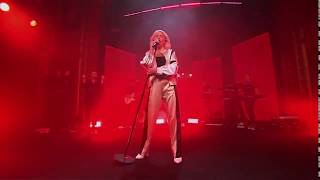 Zara Larsson Make That Money Girl Live At Volkswagen Garage Sound Concert 2018