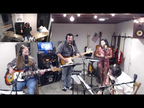 10 Year Old Adleigh sings "Drag Me Down" by One Direction!