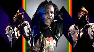 Alpha Blondy - Sales Racistes.