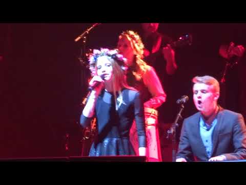 Kelly Family 26.12.2019 Lilly und Luke Leise rieselt der Schnee