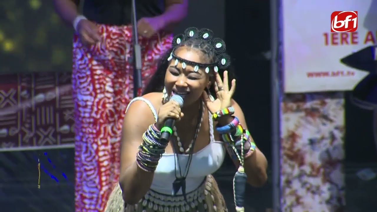 BF1 Women's Clips Awards : Prestation live de Ka Cora