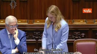 Meloni sbotta e risponde a Silvestri: Mai indossato ginocchiere, sono arrivata qui senza...