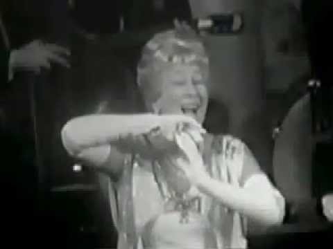 Honthy Hanna - Egy csók és más semmi