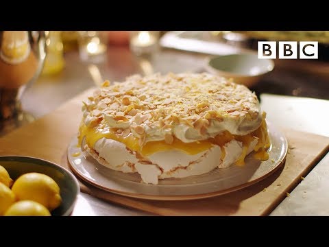 , title : 'Lemon pavlova recipe - Simply Nigella: Episode 6 - BBC Two'