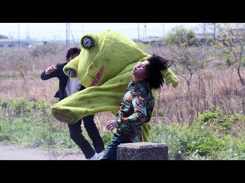 Yakuza Apocalypse (Clip 'Makes a Big Entrance')