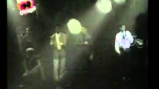 La puerta del colegio - Magneto Video Oficial(1991)