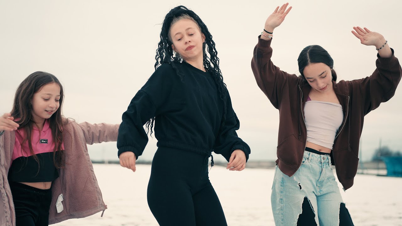 Barca a spol - Tanecne cover video od Roastaze band