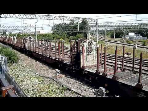 Colas Rail Class 66  leaving Crewe.