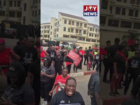 “John Mahama, FREE SALOMEY!” Women’s Voices Matter demonstrators break into tears outside EOCO