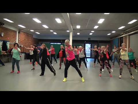 Zumba Gold - warm up 2 - Work this body - Walk the moon