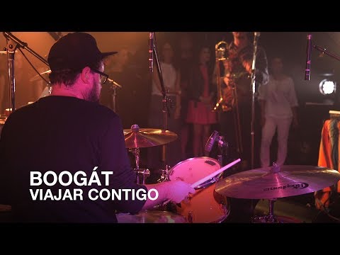 Boogát | Viajar Contigo | First Play Live