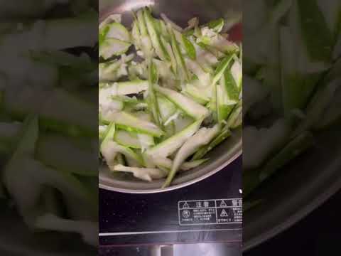 Canh ngao nấu bầu