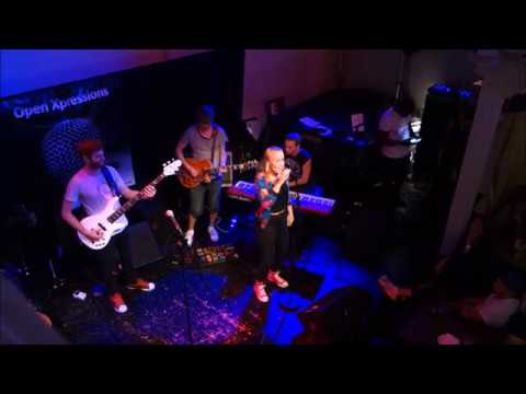 Makihiyo performing Ni Wako in Oslo, Norway