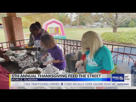 Feed The Streets Alabama hosts 5th Annual Thanksgiving Event