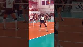 Download lagu Bianka busa on fire 🔥🔥#shorts #biankabusa #vakifbanksk mp3