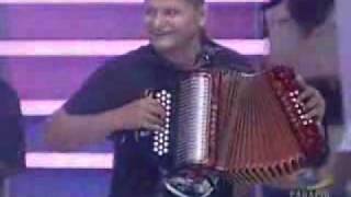 estoy enamorado(un 8 de marzo).gilberto santa rosa