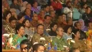 Download lagu Isabella 1998 - Saleem, Ramli Sarip,Zamani Slam, & Ramli Sarib berempat berpadu suara yang padu mp3