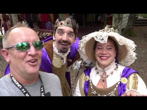 King Richards Royal Cleavage Contest