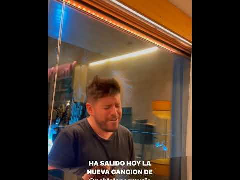 Casa de Pablo con Pausini Orozco y Fonsi  festejando la llegada de Quasi ❤️❤️