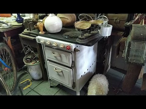 Antiquário Brechó da Keyte no bairro do Prado em Gravatá Pernambuco.