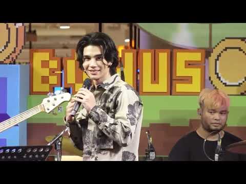 Jeff Satur @ #TheMallThapraxJeffsatur