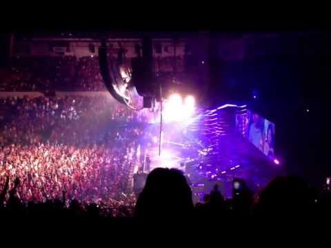 Sold out concert singing Bruno Mars' Just the Way You Are