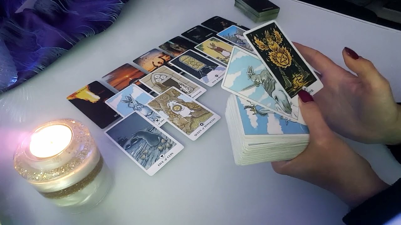 Co za kulisami, co ukryte?