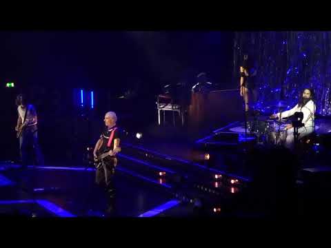 Wolf Alice - The Last Man On Earth - AO Arena, Manchester - 28 November 2025