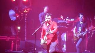 MANIC STREET PREACHERS &#39;LET&#39;S GO TO WAR&#39; PREMIERE NEW SONG @ 02 BRIXTON, LONDON 2014