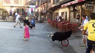 preview picture of video 'Fiestas Cristo 2014 - Sotoserrano - Encierro Infantil (I)'