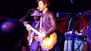 Doyle Bramhall II 'Mama Can't Help You' 10-9-2018