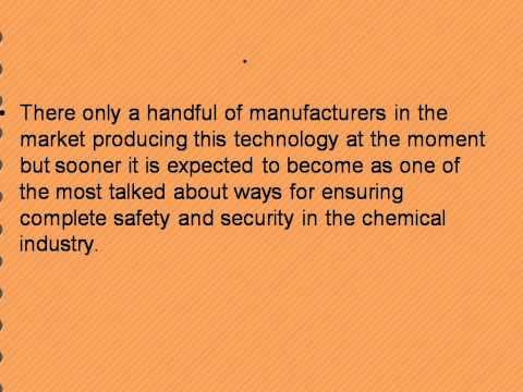 Vacuum distillation systems, for industrial