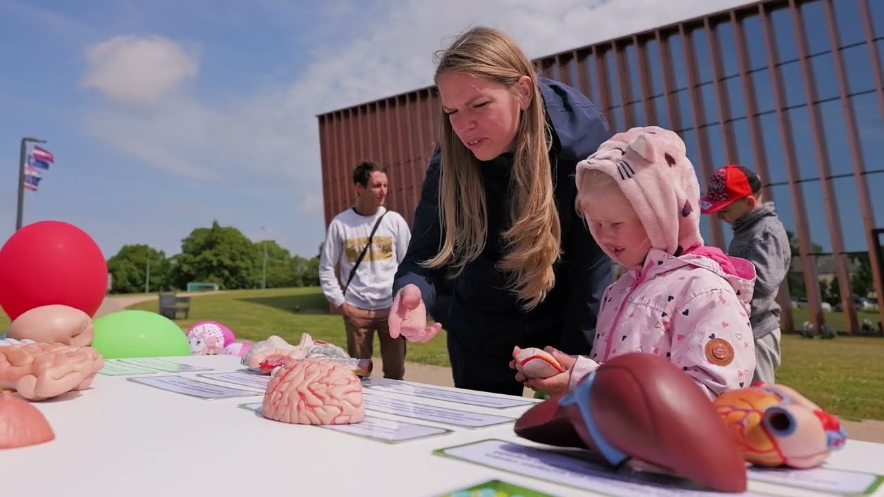 “Ģimeņu diena” Zinātnes centrā VIZIUM