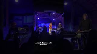 Amanda Bergman with questions #indiepop #indielove #liveperformance #livemusic #musiclive #indie