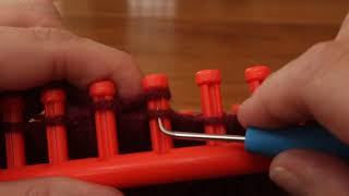U knit stitch on a loom