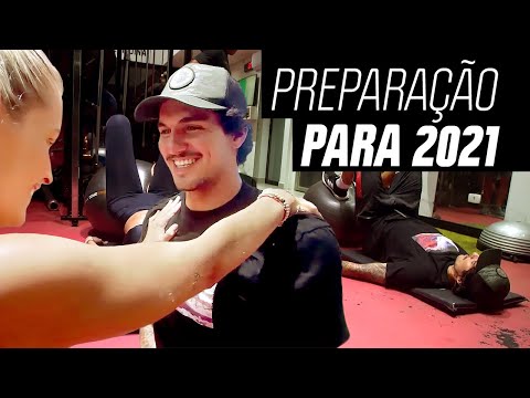 Gabriel Medina se prepara para 2021