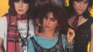 I Fought The Law/If She Knew What She Wants (Live @ Santa Clara CA 1989) - Bangles *Audio*