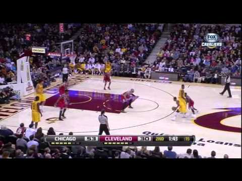 Kyrie Irving CP3 Snake Ball Screen Attack