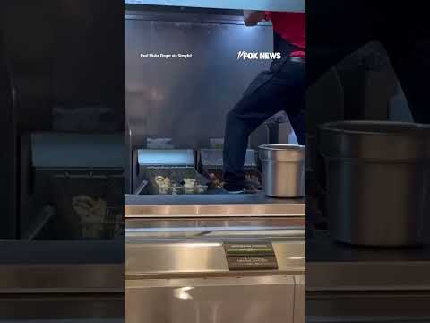 Panda Express employee stands over food while cleaning fryer station #foxnews #news #shorts #food