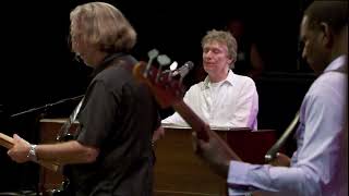 Eric Clapton &amp; Steve Winwood - Voodoo Chile [Crossroads Guitar Festival Illinois, USA June 26, 2010]