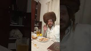 האדמו"ר החדש של קרצ'ניף קריאת עטא מדבר על התמכרות לטלפון