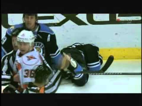 Hurricanes - Panthers Highlights (12/18/11)