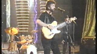 Entrevista y Canción si emoción TVE1