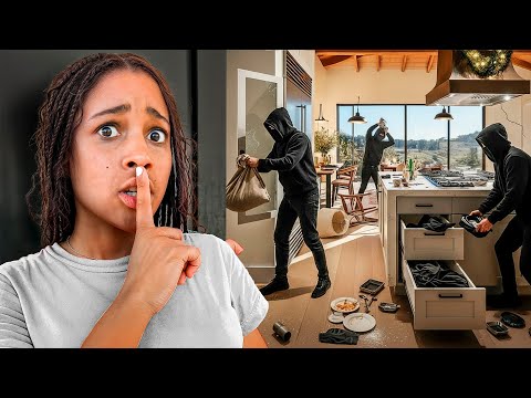 There's PEOPLE in My HOUSE 😱