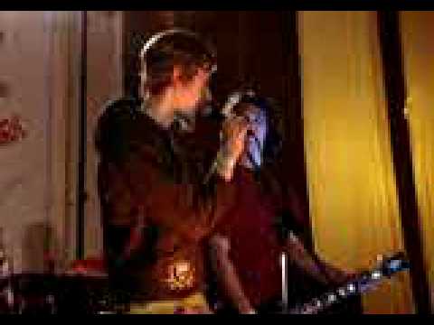 Neviens Nezin - P.P. un Cigarete Padauza