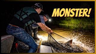 We Hooked a MONSTER Bluecat in the Atchafalaya… Then It Got Crazy